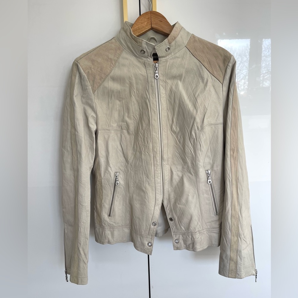 Danier Leather jacket cream size Large